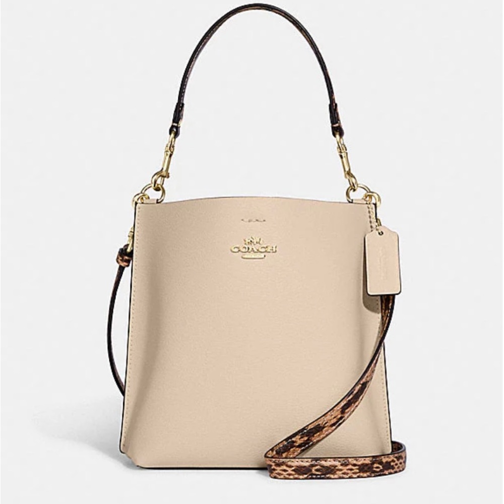 Coach Mollie Bucket Bag 22 - gently used - in excellent condition